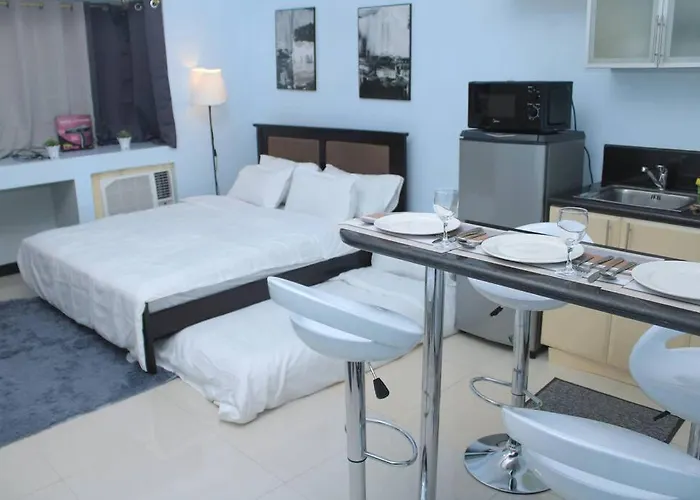 Apartment A2j Executive Near Venice Mall Bgc *